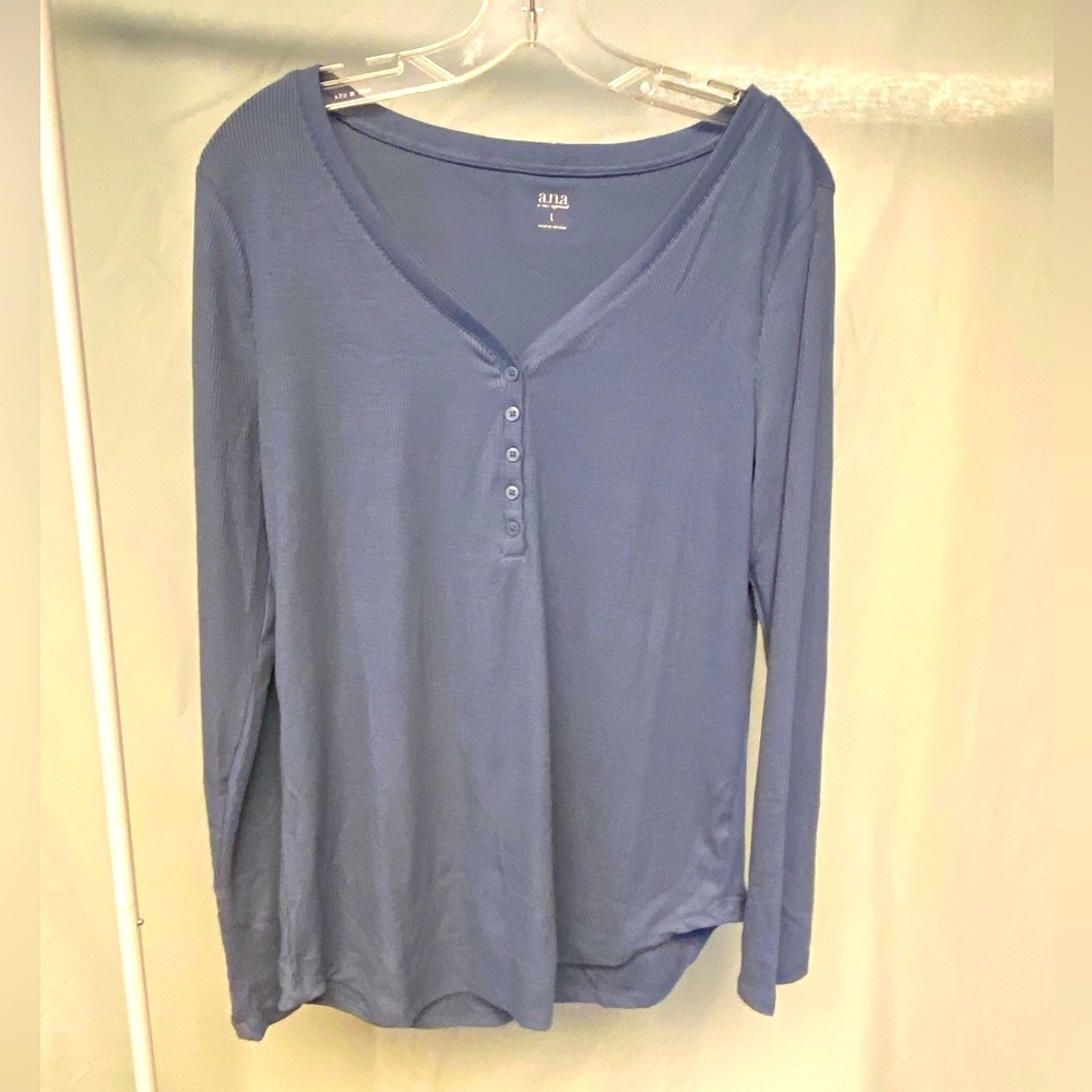 a.n.a Women’s Long Sleeve Shirt